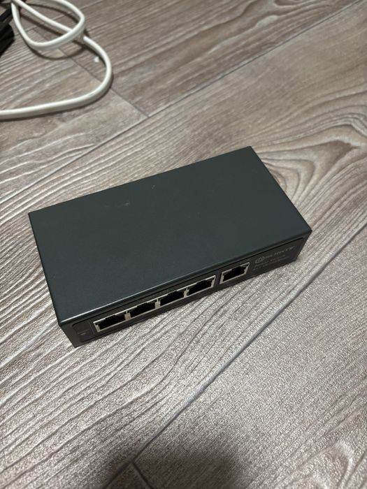 Passive POE коммутатор DSLRKIT MD4P1U