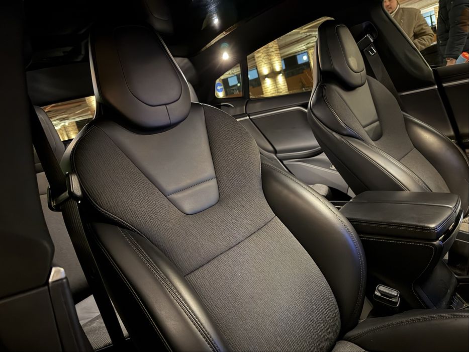 Продам Tesla модель S 75 2017 року