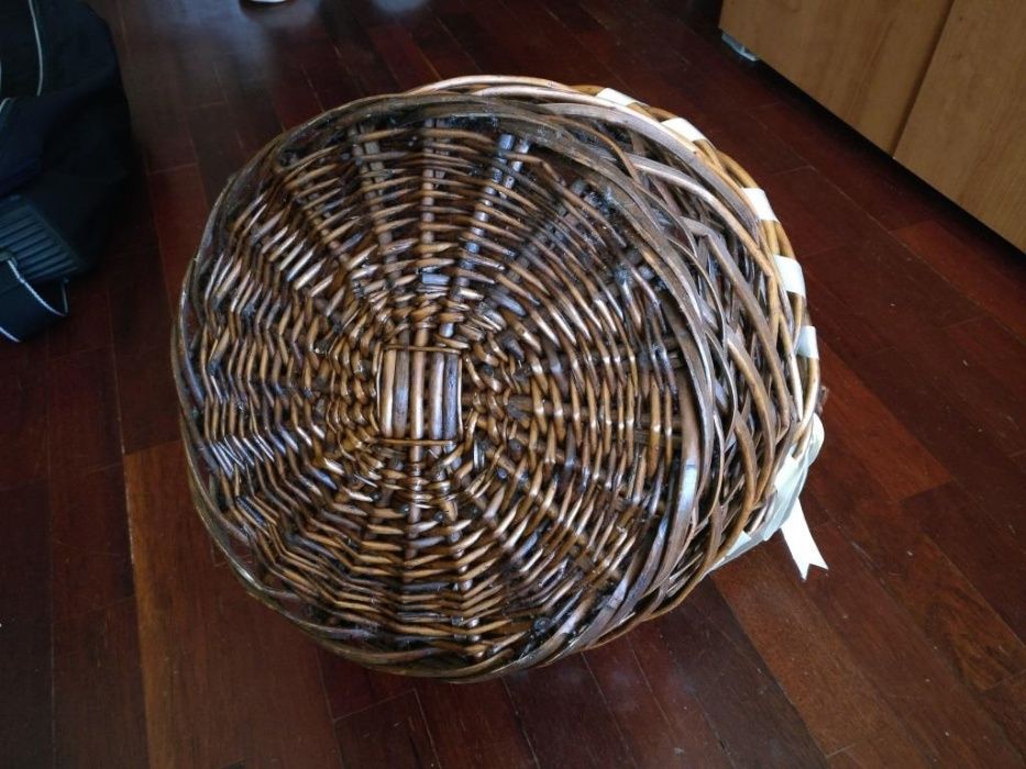 Cesto de palha grande