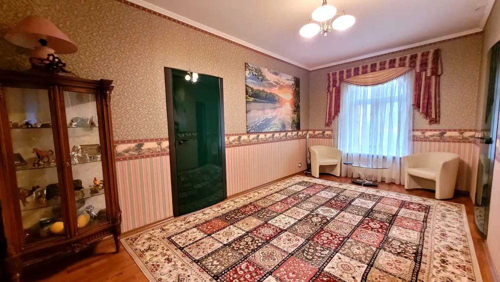Продається будинок 397м2, 12сот. газ в с. Старі Петрівці, СТ "Дніпро"