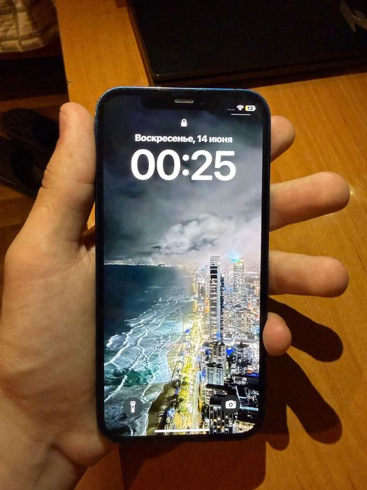 iPhone 12 64 gb