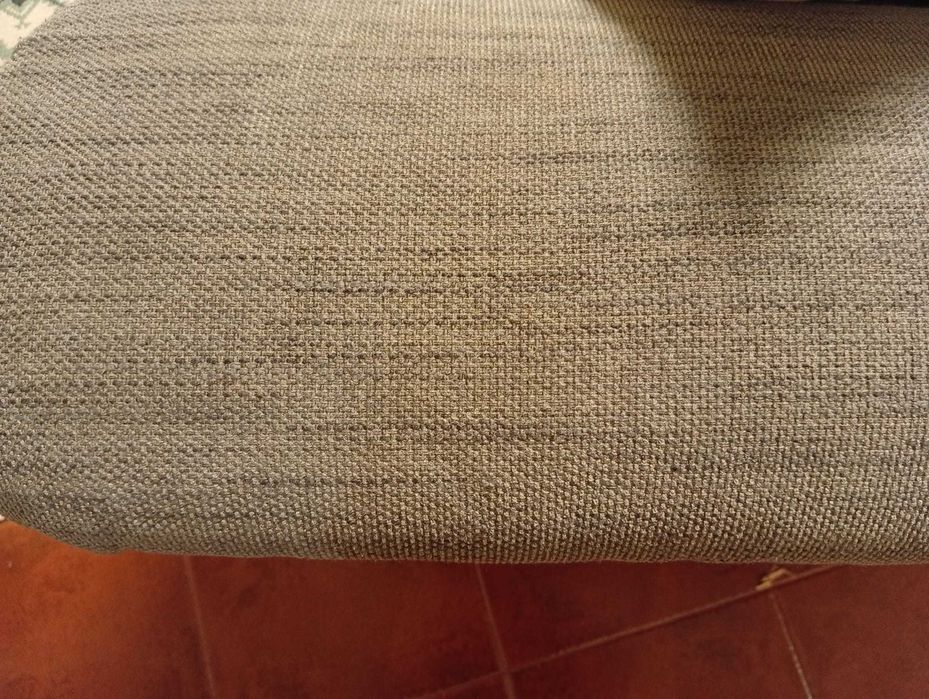 Sofá para venda e em bom estado.