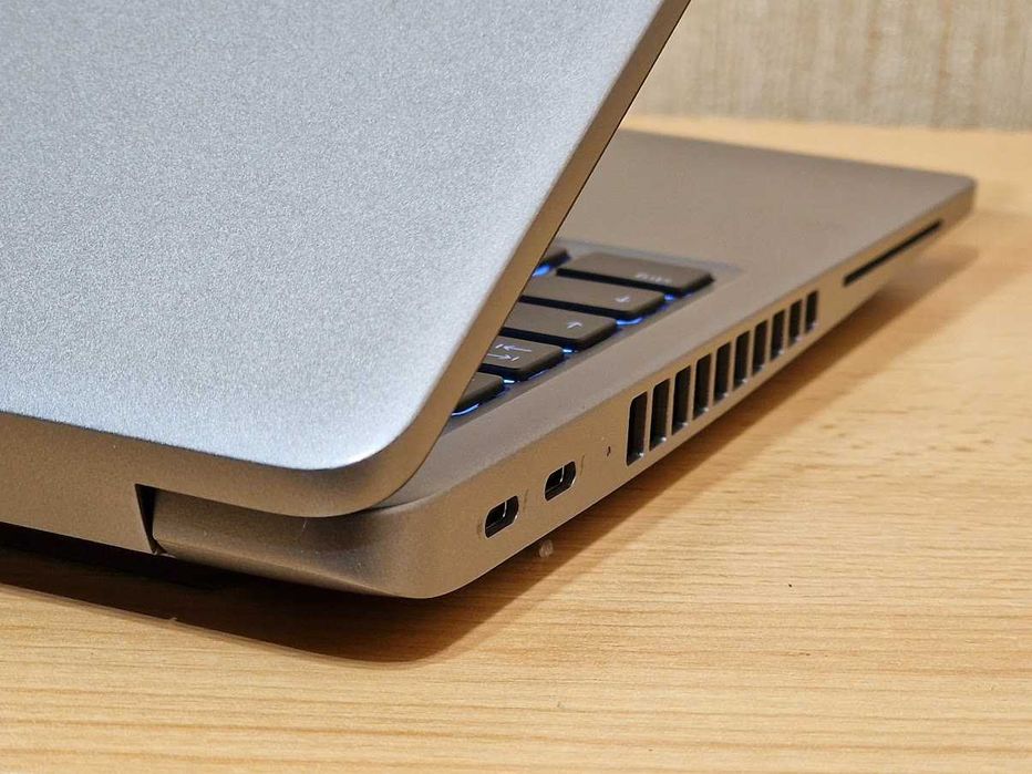 Dell Latitude 5550 Core Ultra 7 165U RAM32 SSD 1000Gb Батарея 12 годин