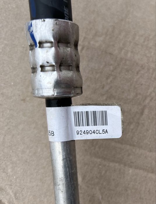 Nissan Rogue t32 трубки кондиционера 924404CM5A 924904CL5A 924804CL5A