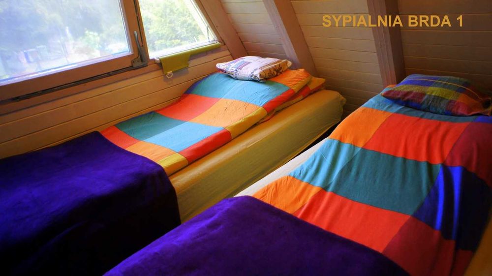 Domek kempingowy nad jeziorem płot, linia brzegowa, 40m-pomost, plaza