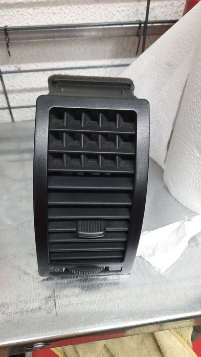 Saida/ difusor de ar tablier lado condutor Vw Polo 9n /9n3 (Polo 4)