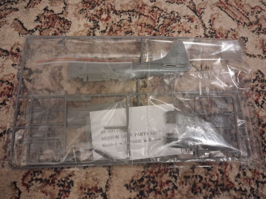 480312 Accurate Miniatures, SBD-4 Dauntless U.S. Navy  Bomber