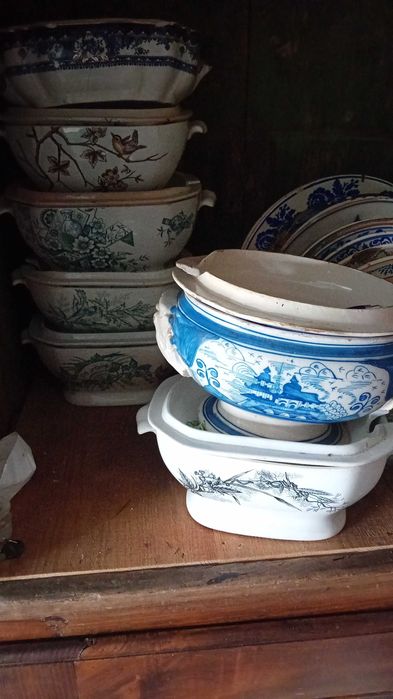 Terrinas em loiça/ faiança  portuguesa