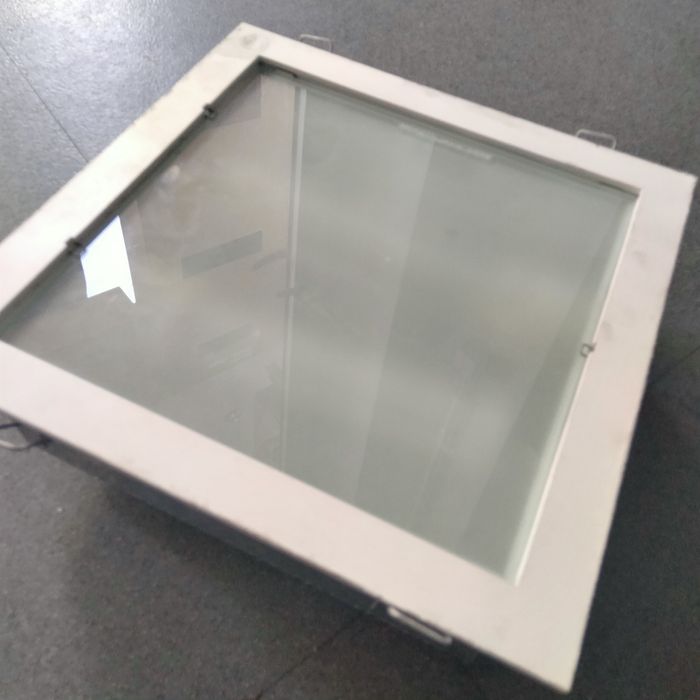 Focos de tecto grandes