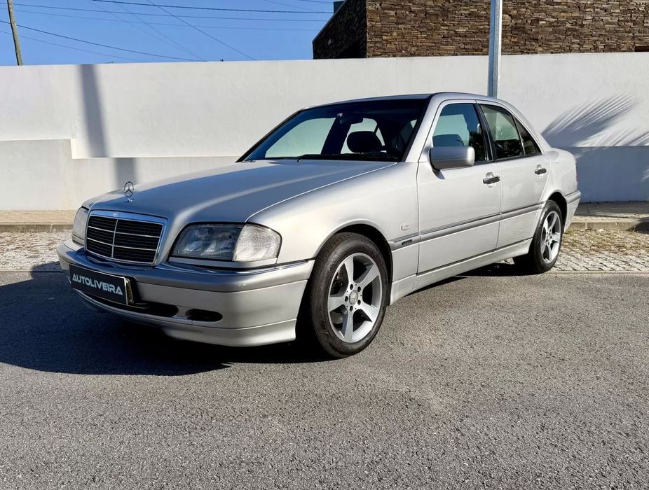 Mercedes-Benz C 250