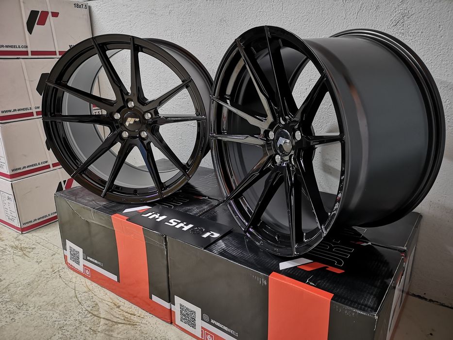 Felgi Japan Racing Flow Form JR21 20" BMW Gloss Black