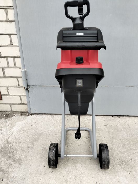 Садовые измельчители для веток. Подрібнювач гілок. дробилка в ассортим