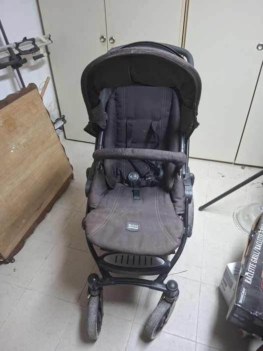 Carro de bebé a funcionar