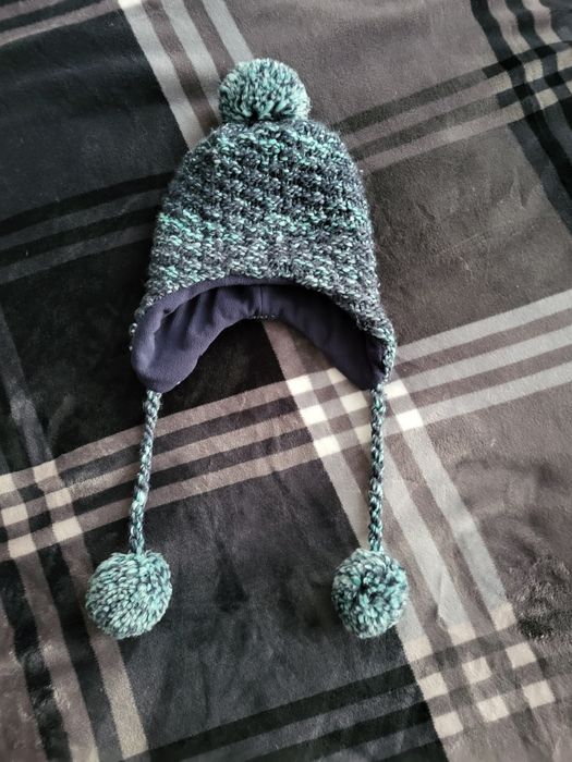 Ciepła czapka zimowa