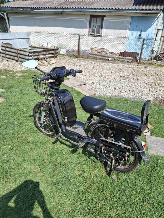 Електро-скутер Crosser E-Delta, в ідеальному стані, як новий