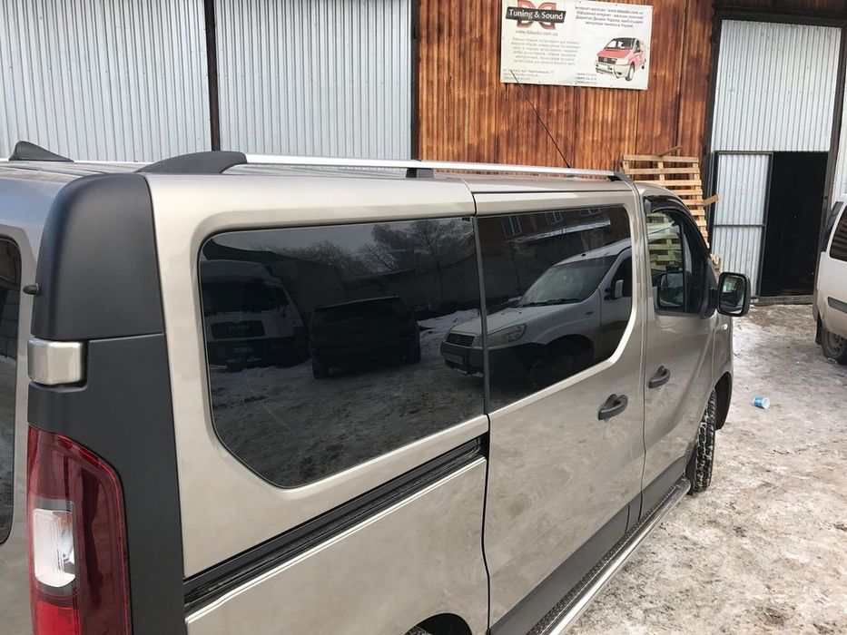 Renault Trafic 2015- рр. Рейлінги Хром Довга, пластикові ніжки