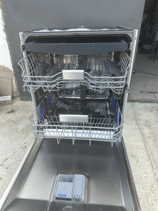 Посудомийка посудомийна машина BEKO Model EDDN28535X
