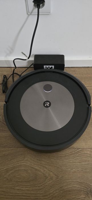 Aspirador robot Roomba serie j7