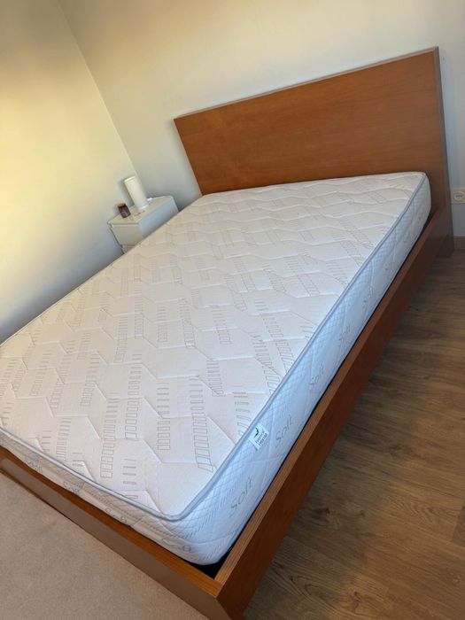 Cama de casal 195x150