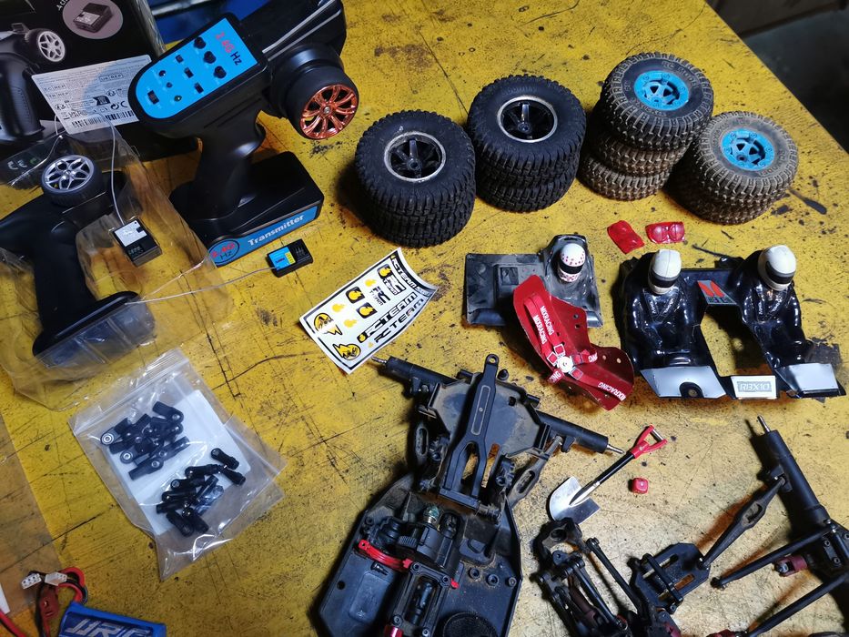 Lote de peças e materiais para rc