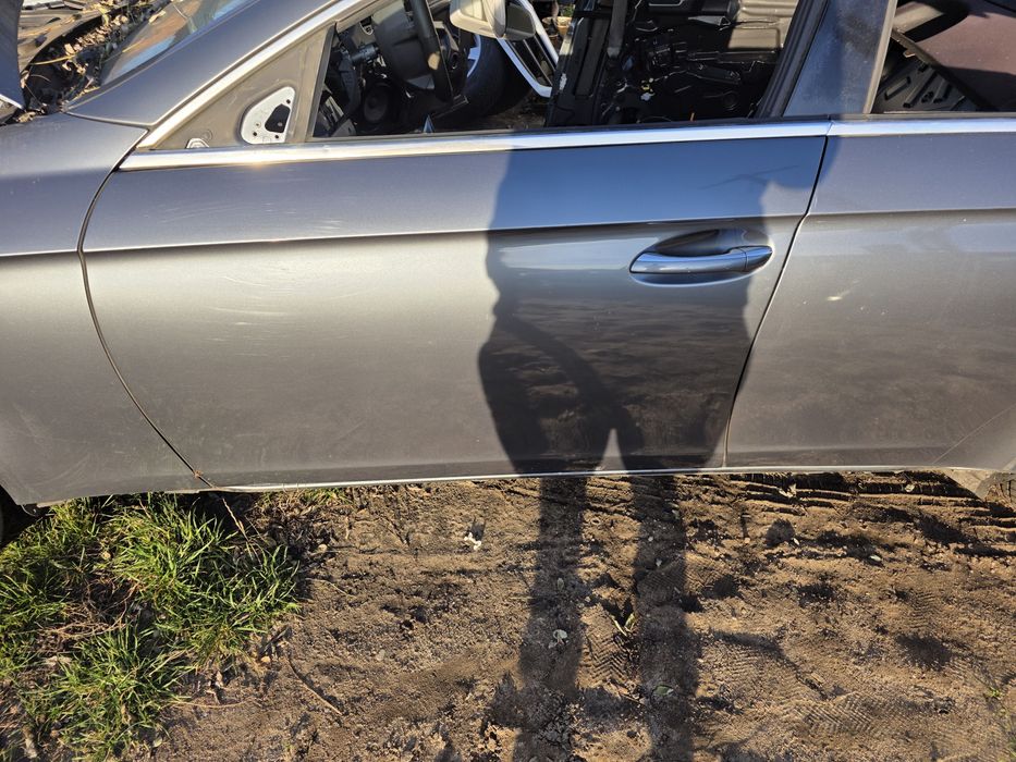 Drzwi Lewy Przód Lewe Przednie Mercedes CLS W219 Lack. C368