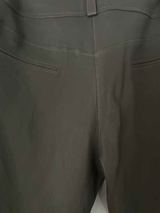 Calças pele Escada Sport