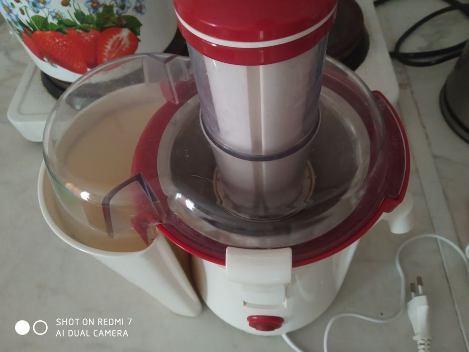 Соковижималка Moulinex