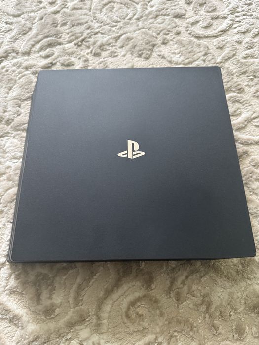 Продам PlayStation 4 Pro 1 Tb