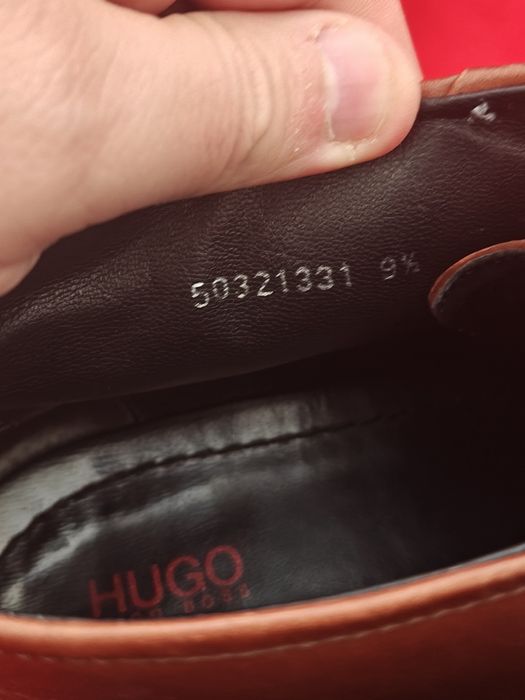 Buty Hugo Boss rozmiar 44/45 brazowe