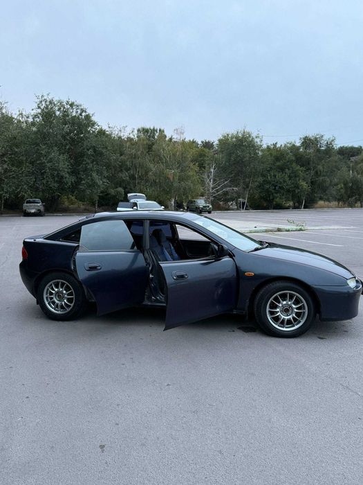 Mazda 323F BA 1998