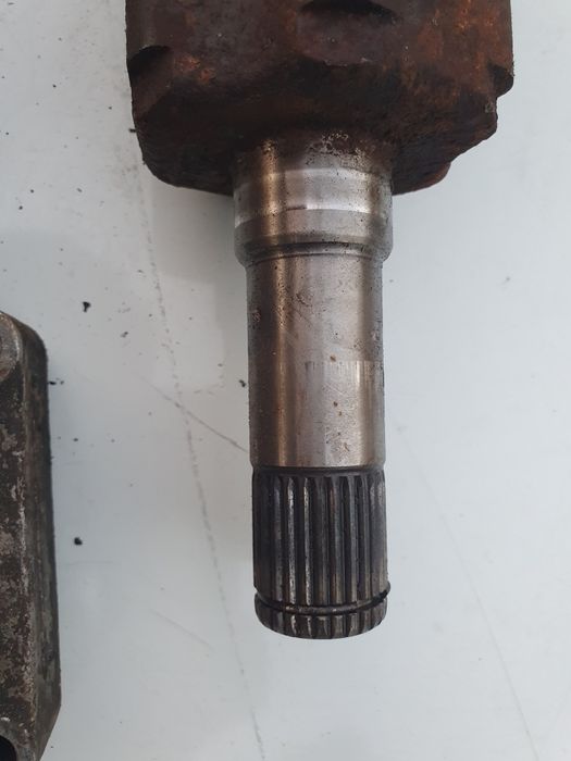 Полуося Зефіа Б 1.9 автомат 2006 рік