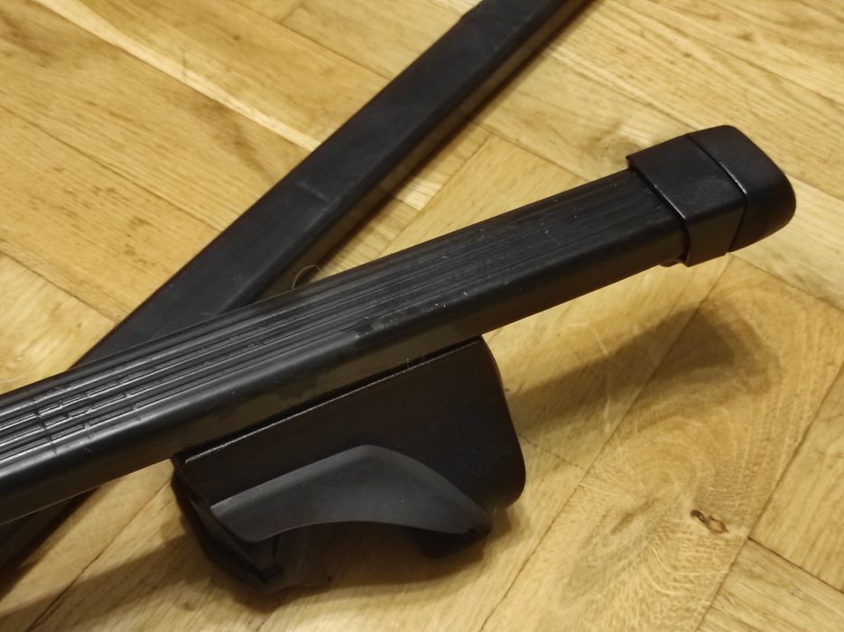 Bagażnik dachowy THULE, belki na relingi