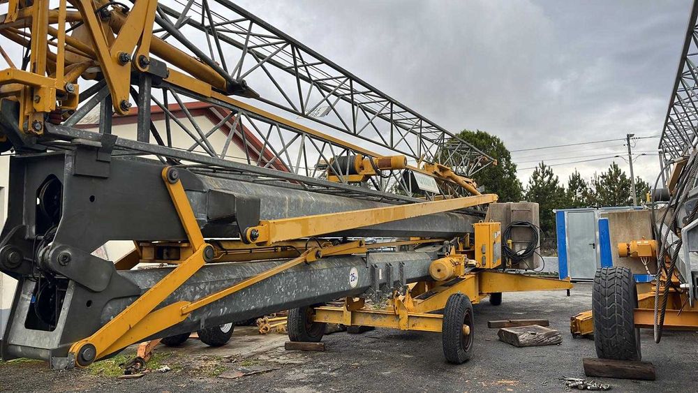 Grua hidráulica Potain 24m