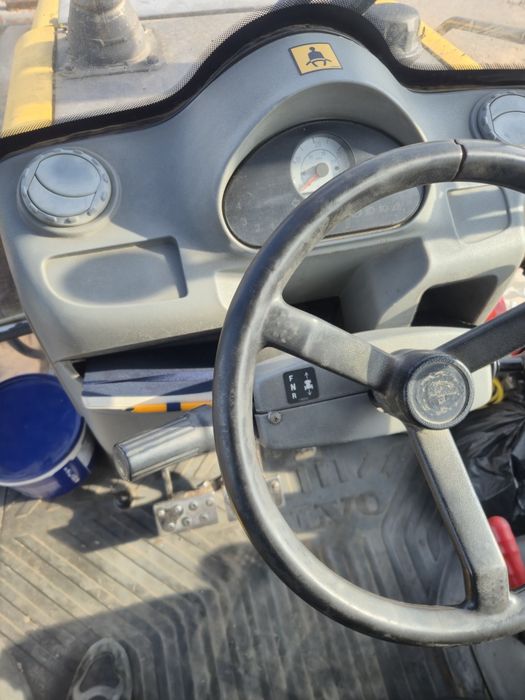 Продам экскаватор Volvo Bl71