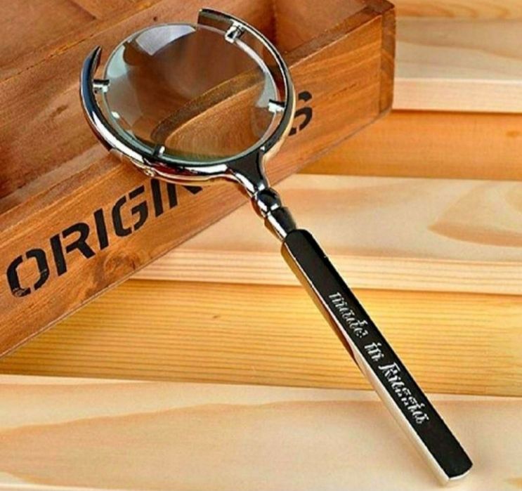 Profesjonalna Lupa Szkło Powiększające 6x Metal

Powiększenie 6X

Meta