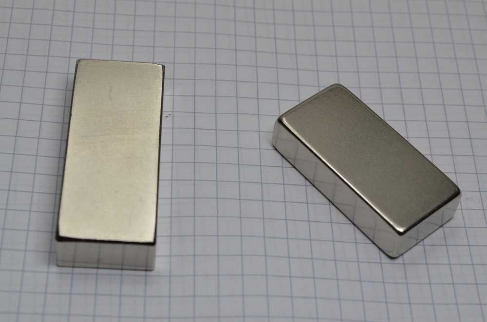 Magnes płytkowy neodymowy silny mocny MPŁ 40x18x10 N45