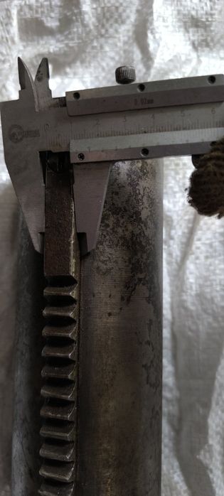 Шпиндель,пеноль,стойка сверлильного станка