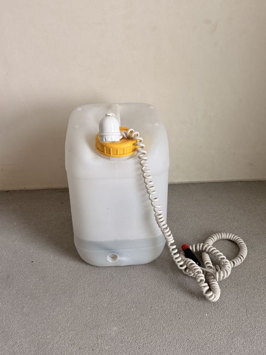 Sprzedam baniak z funkcją prysznica do campera