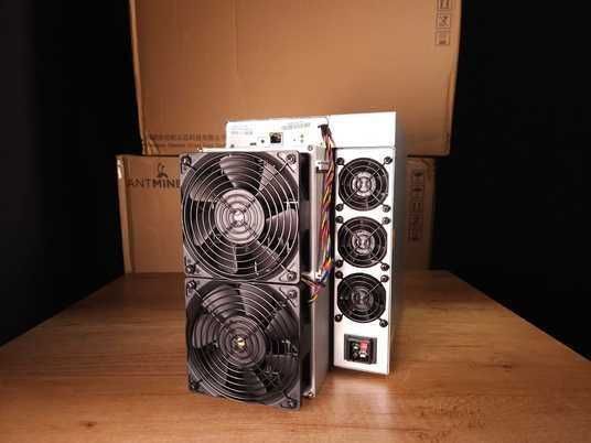 Bitmain Antminer S21 200Th Новий + шумобокс в подарунок, в наявності