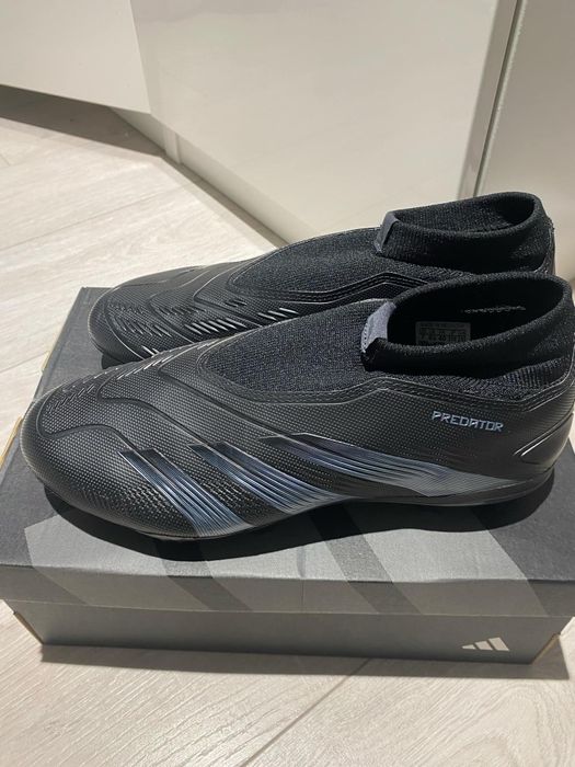 Korki piłkarskie adidas  PREDATOR