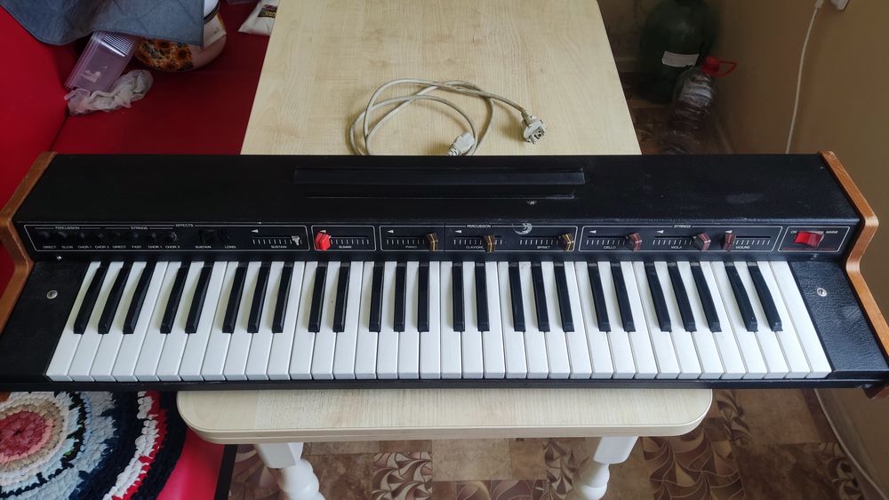 Синтезатор Vermona Piano Strings
