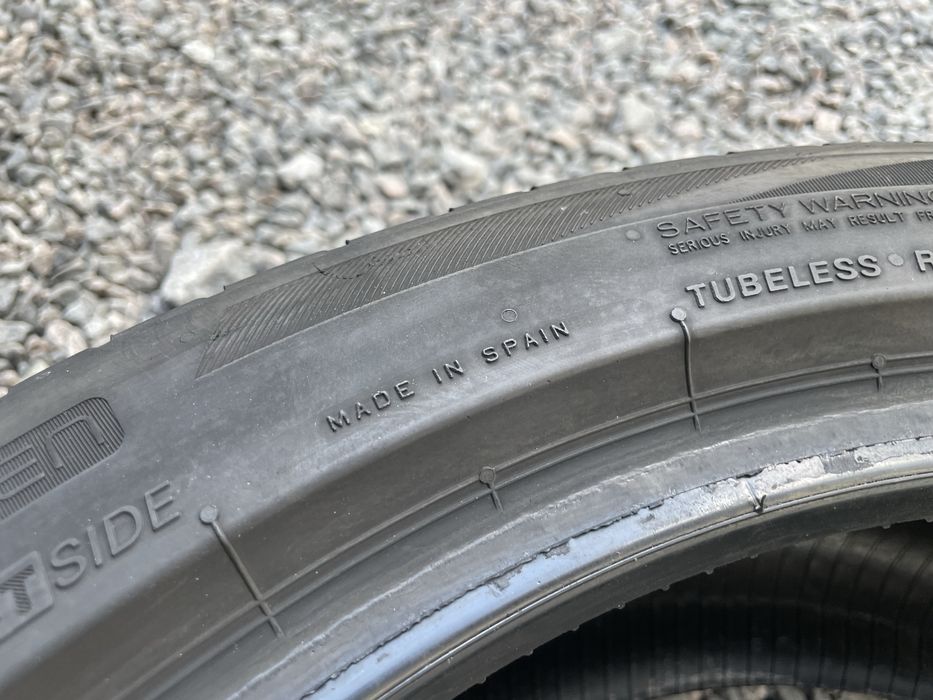 Пара літніх шин Bridgestone 245/45 R19 Turanza 6 Enliten