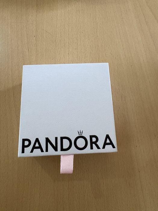 Vendo pulseira pandora