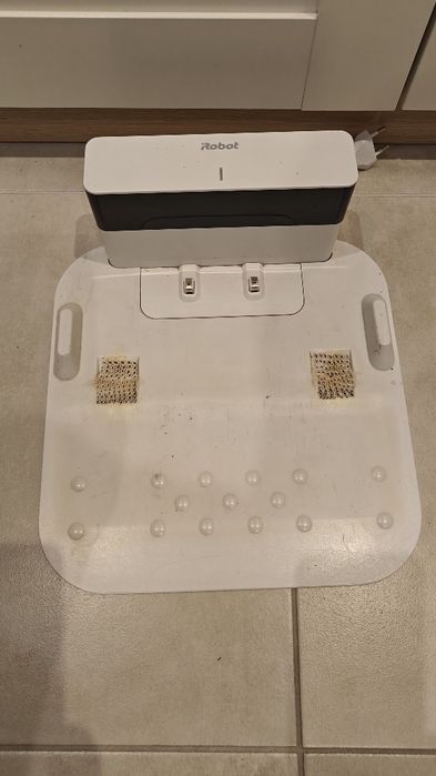 Robot mopujący iRobot Brava Jet