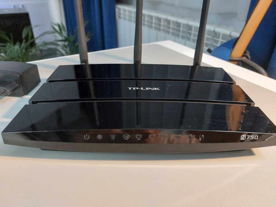 Router TP-Link N750 TL-WDR4300