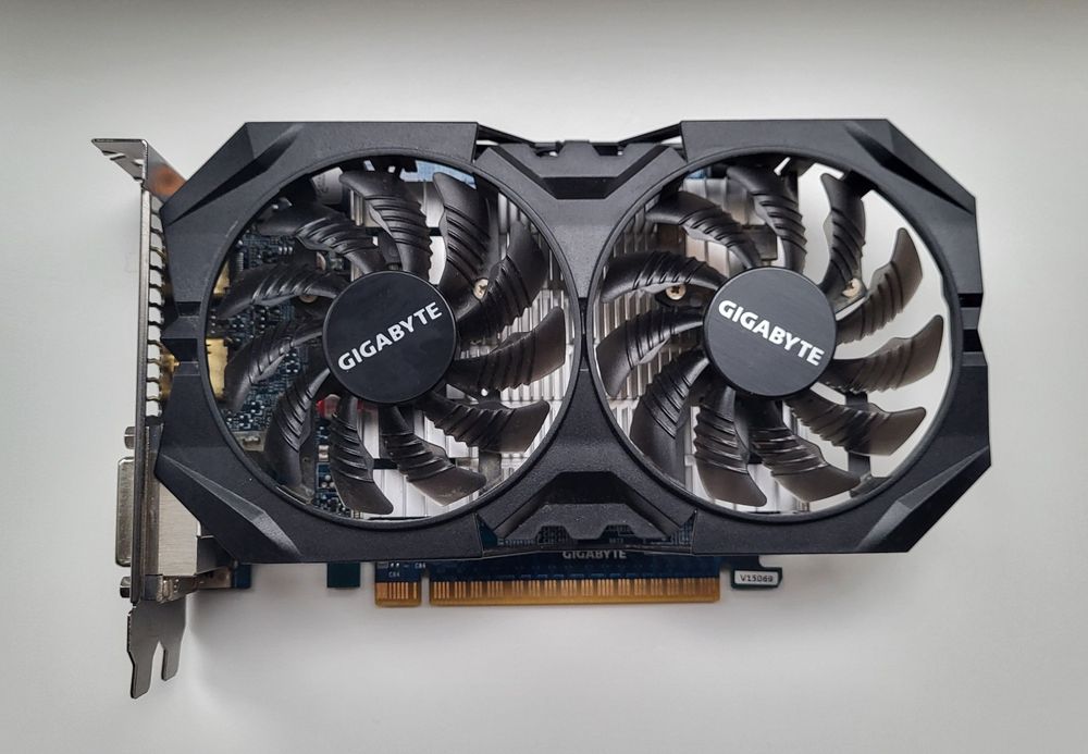 Відеокарта 2GB Geforce GTX 750 Ti