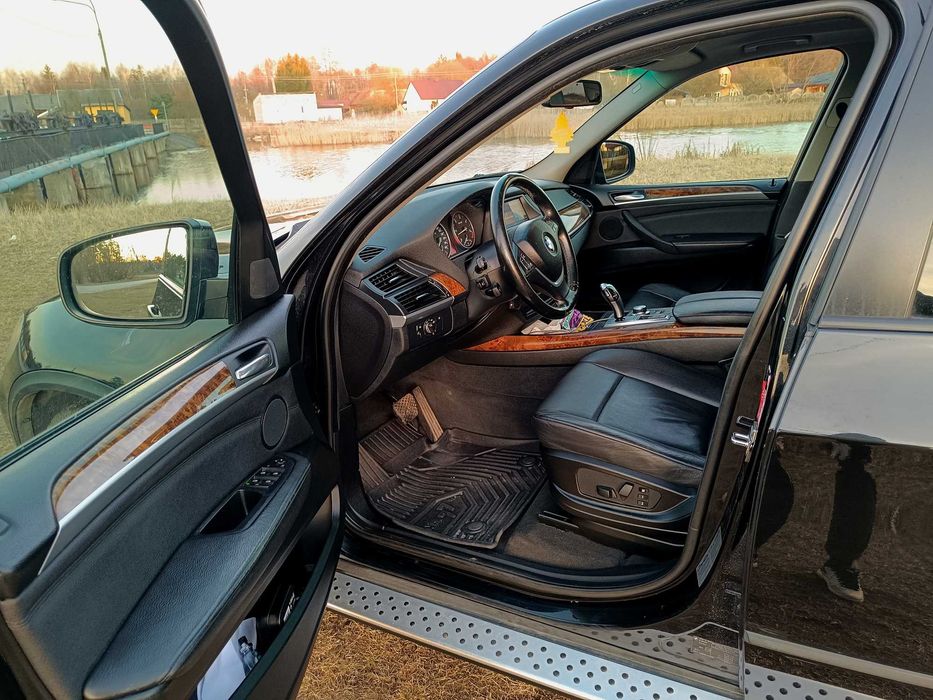X5 E70 3.0 sd  286 KM full opcja 218 tyś.  przebiegu stan bdb 4x4