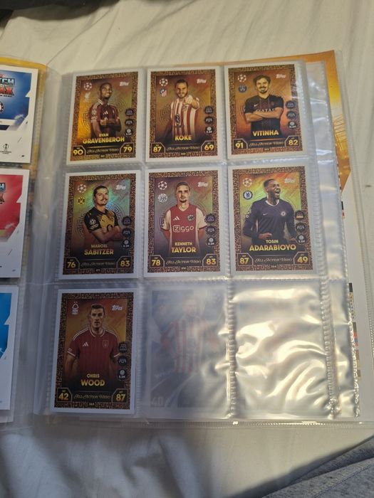 Binder z kartami match attax 25/26