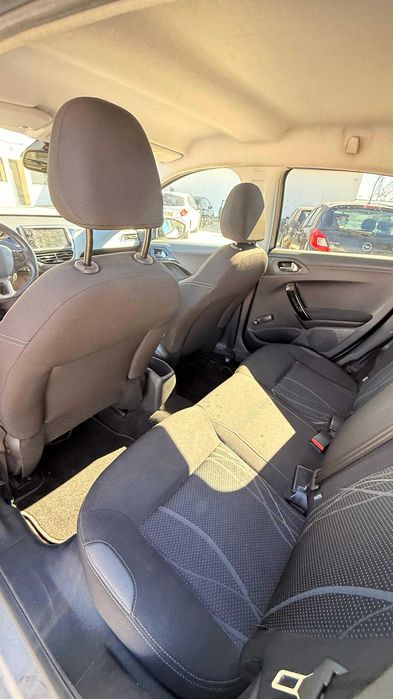 Peugeot 208 1.4HDi