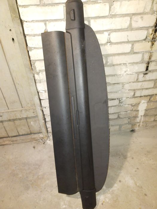 Roleta bagażnika Volvo V50, amortyzatory tył